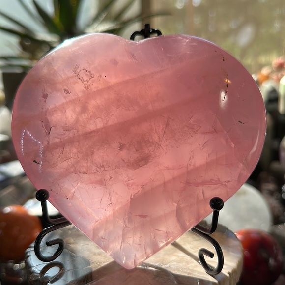 Hand Carved Rose Quartz Crystal Heart! - Picture 3 of 10